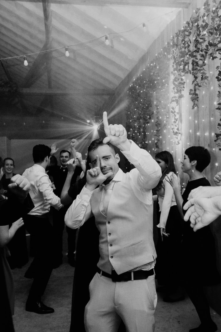 I do wedding party moments