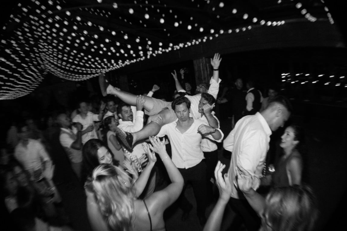 I do wedding party moments