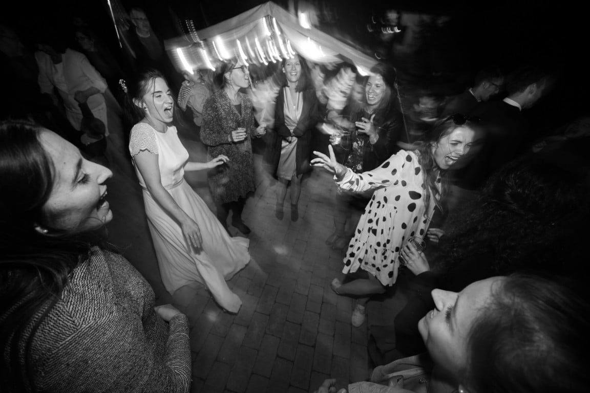 I do wedding party moments
